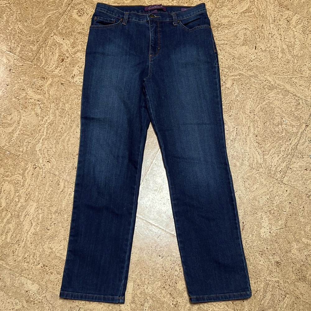 EUC Gloria Vanderbilt Amanda style jeans size 10P